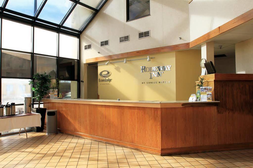 פורט קולינס Clarion Inn מראה חיצוני תמונה